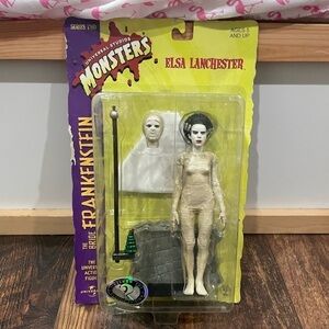 Universal Monster Bride Of Frankenstien